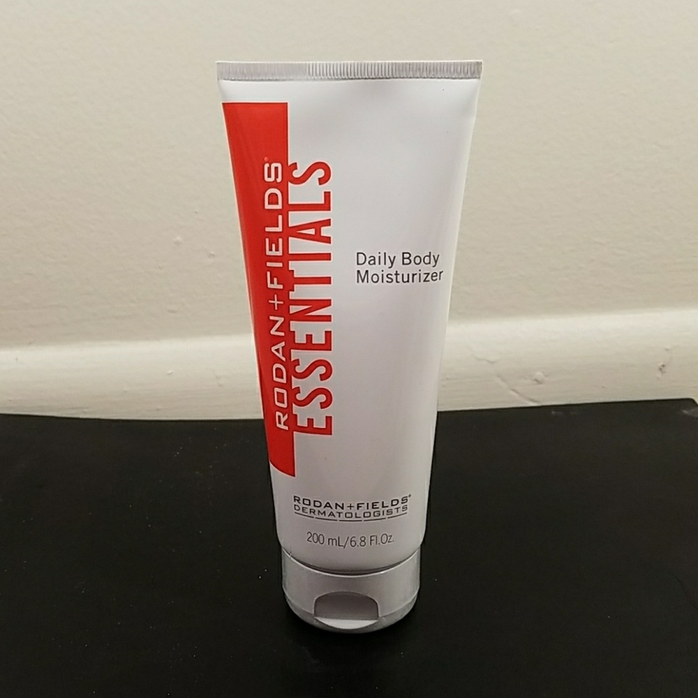 Rodan +Fields Daily Body Moisturizer
